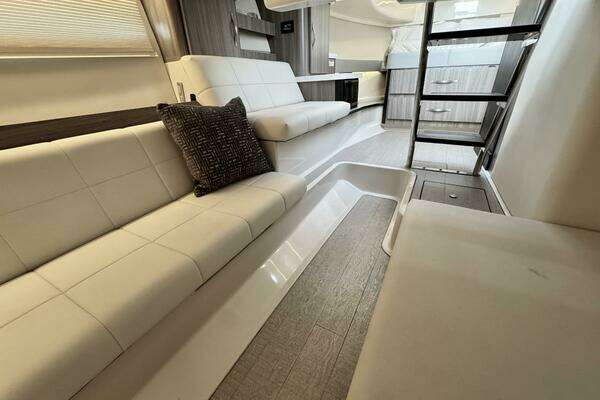 Regal 36 XO Yacht For Sale