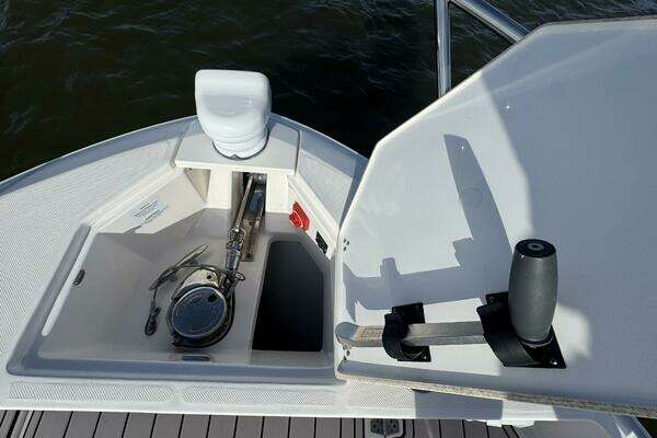 Regal 36 XO Yacht For Sale