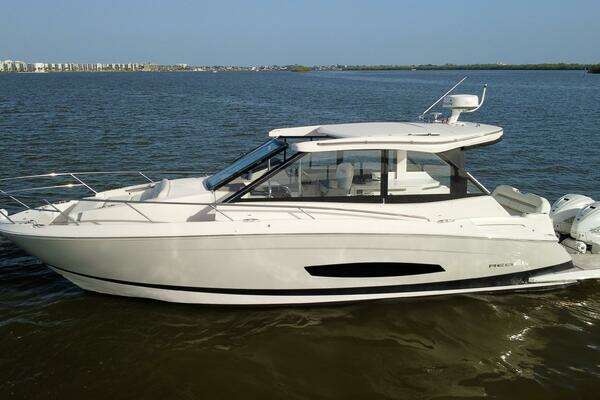 Regal 36 XO Yacht For Sale