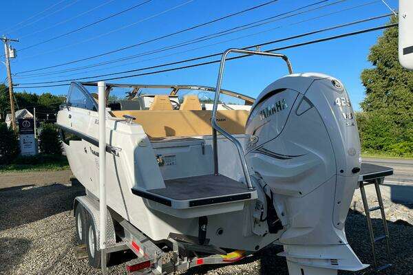 Photo of the 2023 Yamarin 88 DC