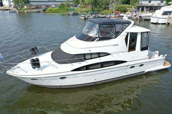 Carver 444 CPMY Yacht For Sale