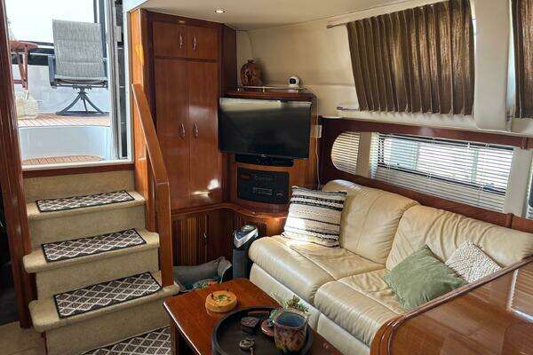 Carver 444 CPMY Yacht For Sale