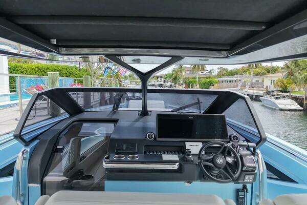 Donzi Limitless Seas 45 XLV Yacht For Sale