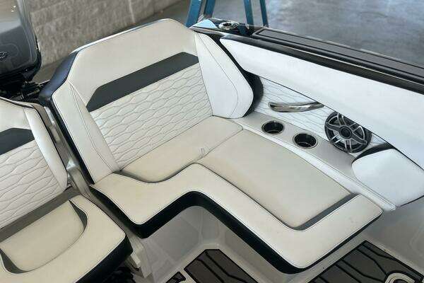 Sunsation  Yacht For Sale