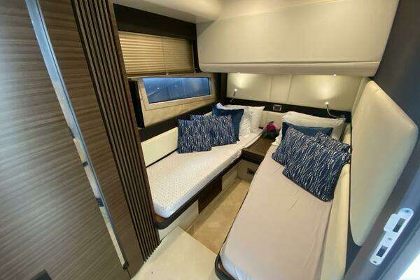 Azimut 55 S Yacht For Sale