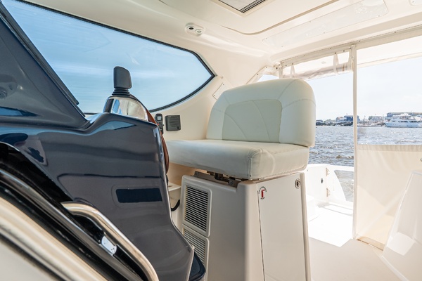 43ft Tiara Yachts Yacht For Sale