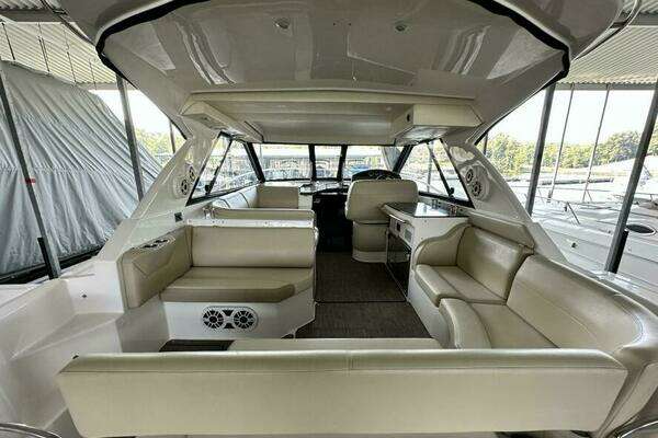 Regal 42 Sport Coupe Yacht For Sale