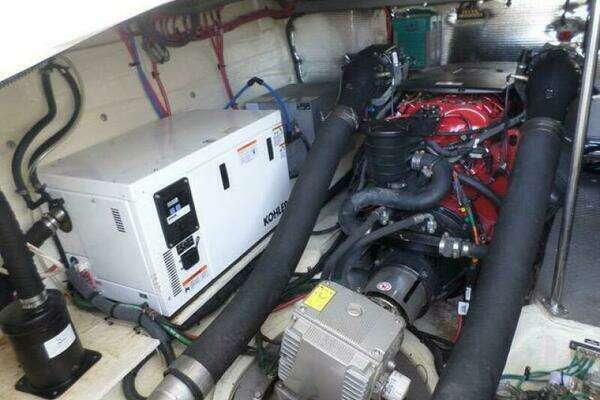 Regal 42 Sport Coupe Yacht For Sale