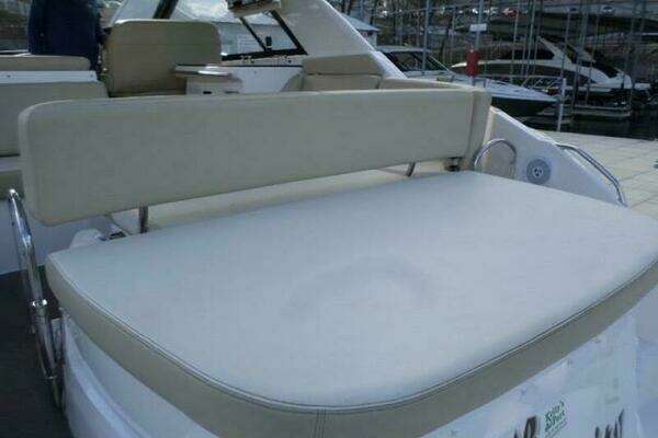 Regal 42 Sport Coupe Yacht For Sale