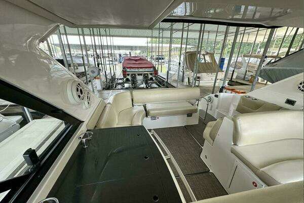 Regal 42 Sport Coupe Yacht For Sale