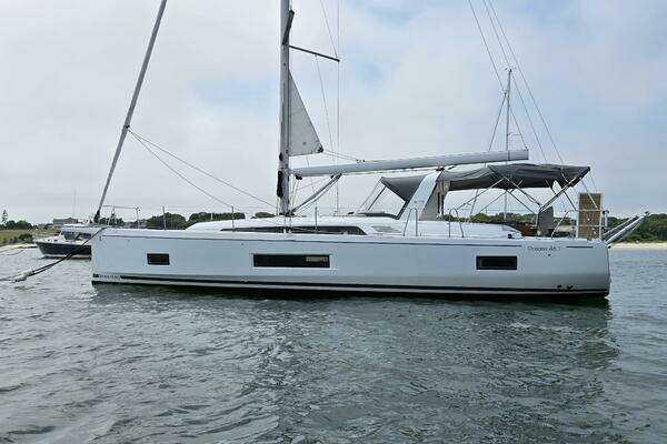 47' Beneteau