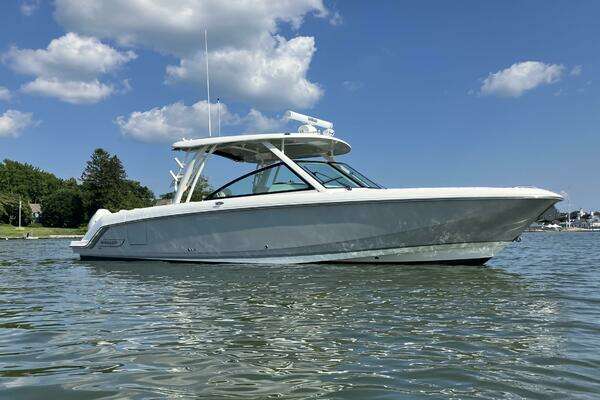 32-ft-Boston Whaler-2023-320 Vantage-Greenwich Connecticut United States yacht for sale