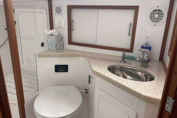 Sabre Hard Top Express Yacht For Sale