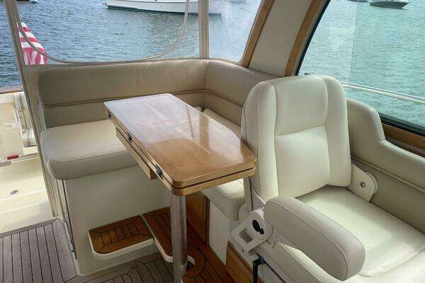 Sabre Hard Top Express Yacht For Sale