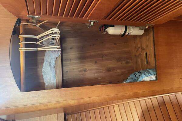 Sabre Hard Top Express Yacht For Sale