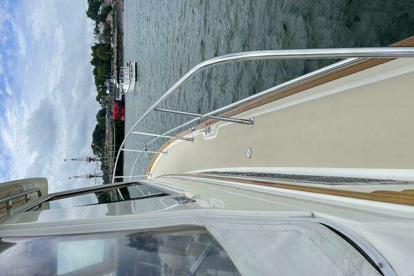 Sabre Hard Top Express Yacht For Sale