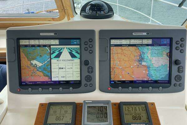 Sabre Hard Top Express Yacht For Sale