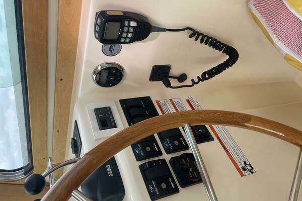 Sabre Hard Top Express Yacht For Sale
