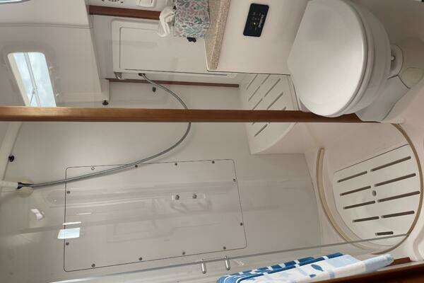 Sabre Hard Top Express Yacht For Sale
