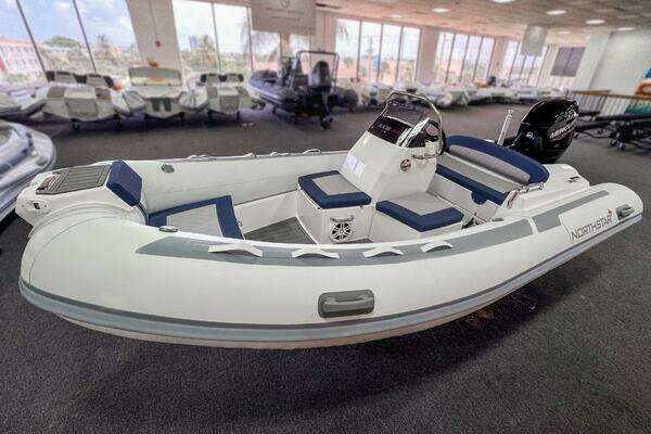 14-ft-Northstar-2023-Axis 4.2-Palm Beach Florida United States yacht for sale