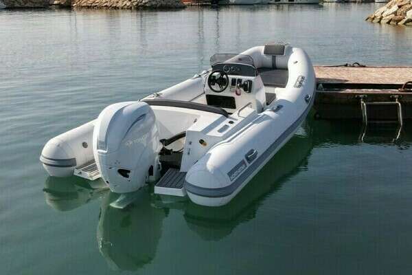 Photo of the 2023 Northstar Axis 4.8