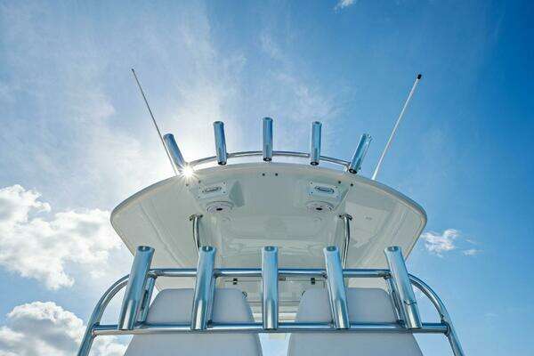 Regulator 32 FS Yacht For Sale