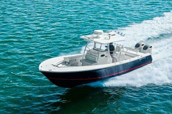 Regulator 32 FS Yacht For Sale
