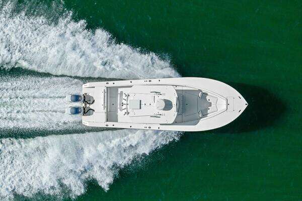 Regulator 32 FS Yacht For Sale