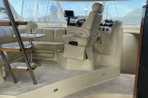 5000 Pilothouse