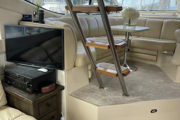 5000 Pilothouse