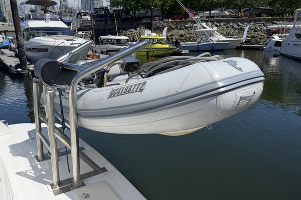 5000 Pilothouse