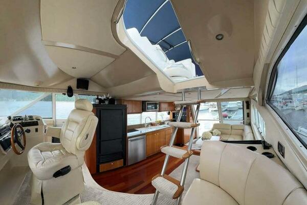 5000 Pilothouse