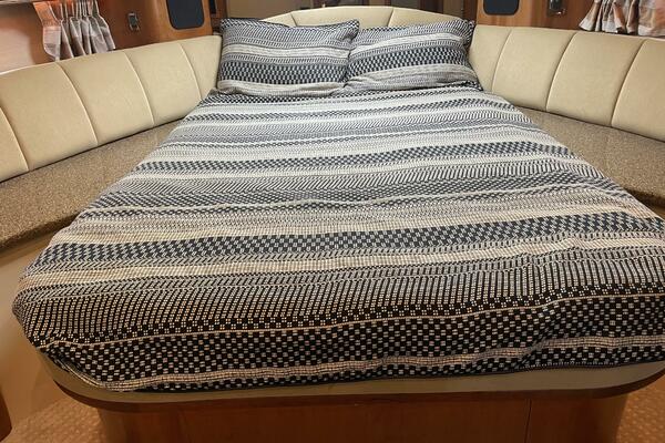 5000 Pilothouse