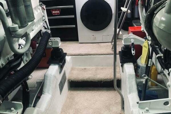 5000 Pilothouse