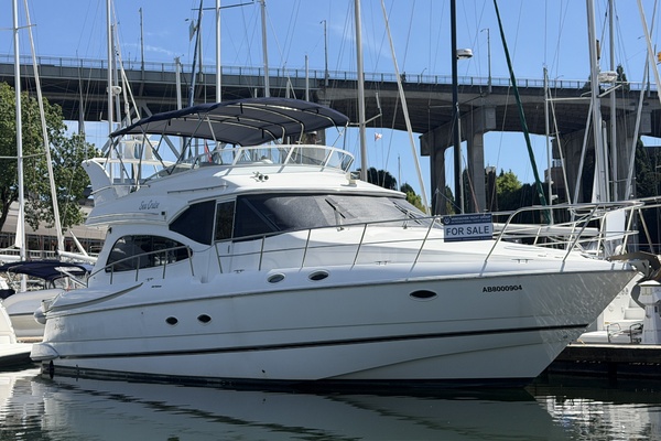 5000 Pilothouse