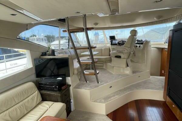 5000 Pilothouse