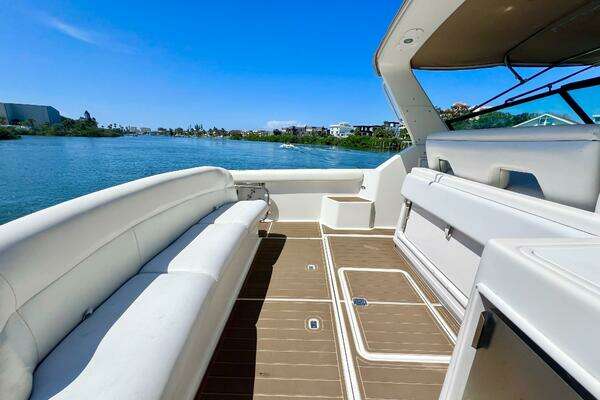 Photo of the 1998 Tiara Yachts 3500 Express