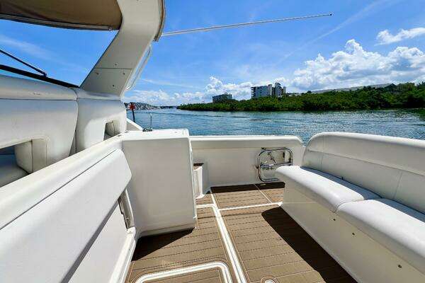 Photo of the 1998 Tiara Yachts 3500 Express