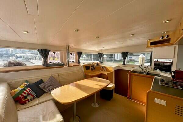 Lagoon  Yacht For Sale