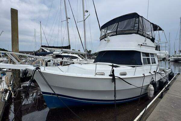 Photo of the 1999 Mainship 350 Trawler "NoMo"