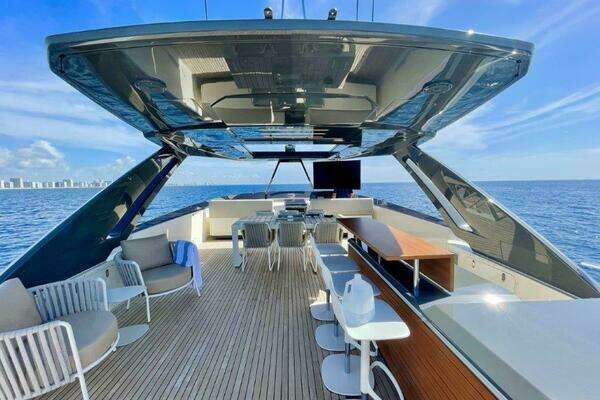 Ferretti Yachts 920 Yacht For Sale