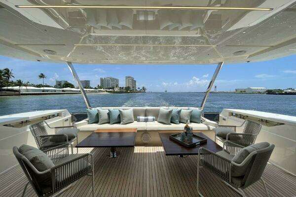 Ferretti Yachts 920 Yacht For Sale