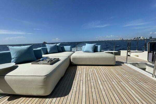 Ferretti Yachts 920 Yacht For Sale