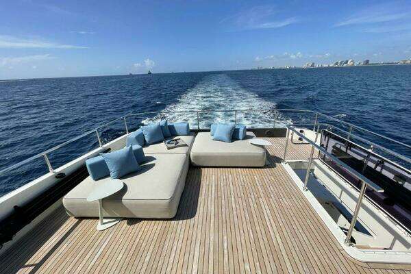 Ferretti Yachts 920 Yacht For Sale