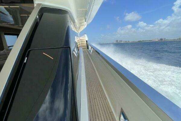 Ferretti Yachts 920 Yacht For Sale