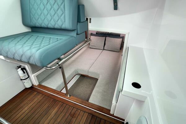 Giraffe 28ft Axopar Yacht For Sale