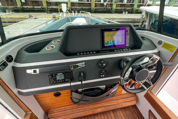 Giraffe 28ft Axopar Yacht For Sale