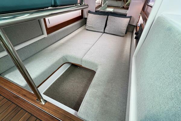Giraffe 28ft Axopar Yacht For Sale