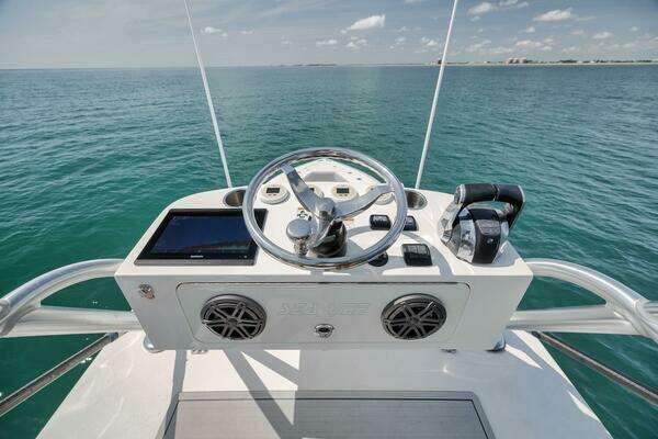 SeaVee 39 Yacht For Sale