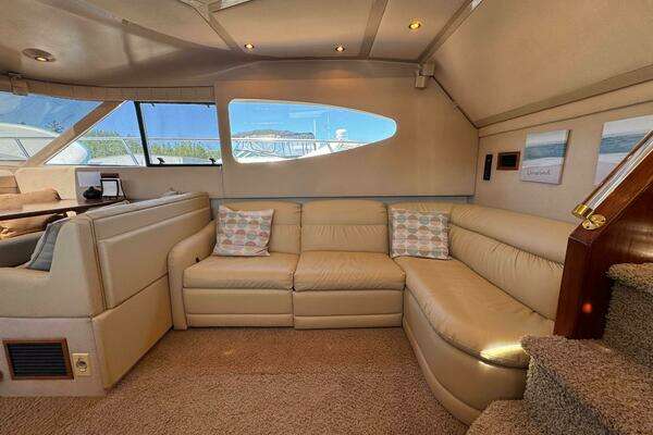 Cruisers Yachts 4450 Express Motor Yacht Yacht For Sale